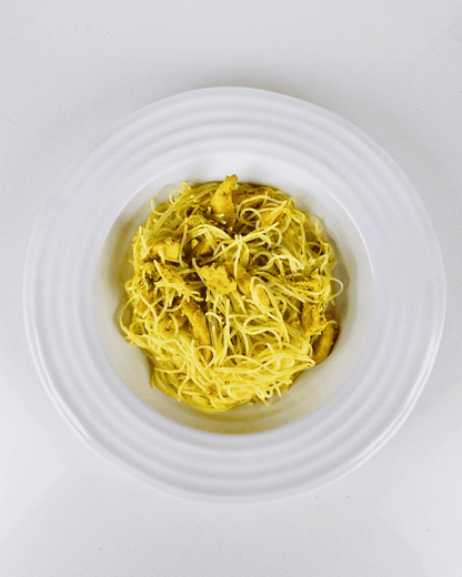 Turmeric and Chicken Breast with Rice Vermicelli
