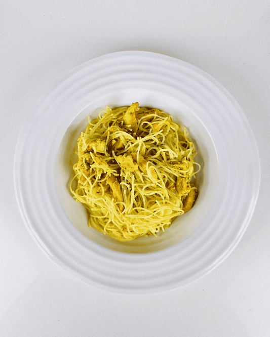 Turmeric and Chicken Breast with Rice Vermicelli