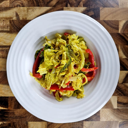 Cúrcuma salteada y repollo Klishi Savoy