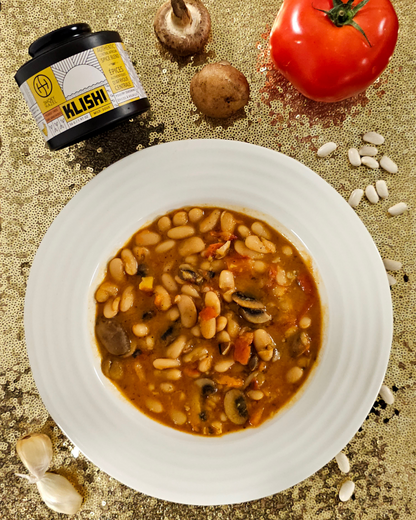 Sopa Klishi De Champiñones Y Frijoles Blancos